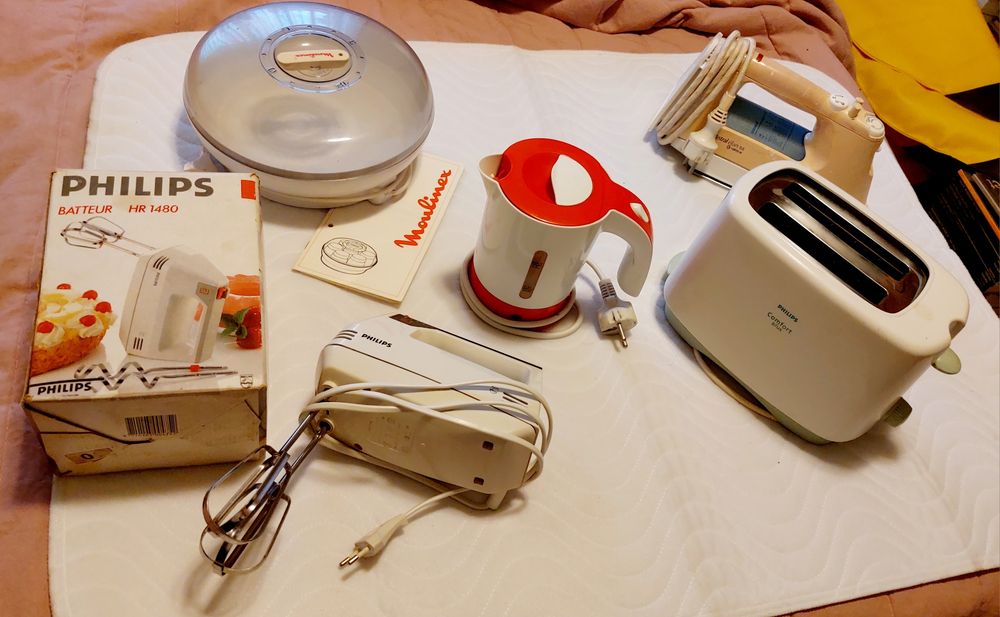 Conjunto Batedeira Torradeira Ferro Chaleira etc