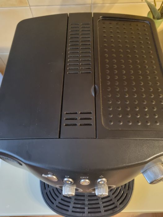 Ekspres  delonghi magnifica