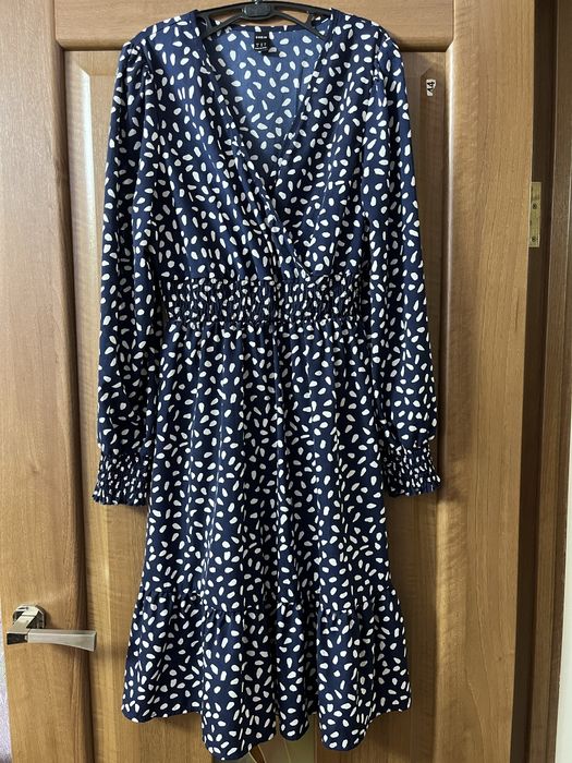 Сукня плаття фірмове нове нарядна сукня