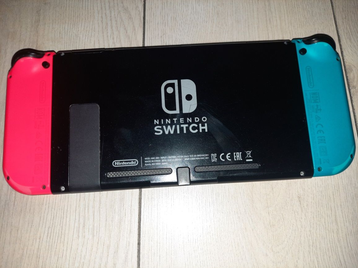 Nitendo Switch Red-Blue