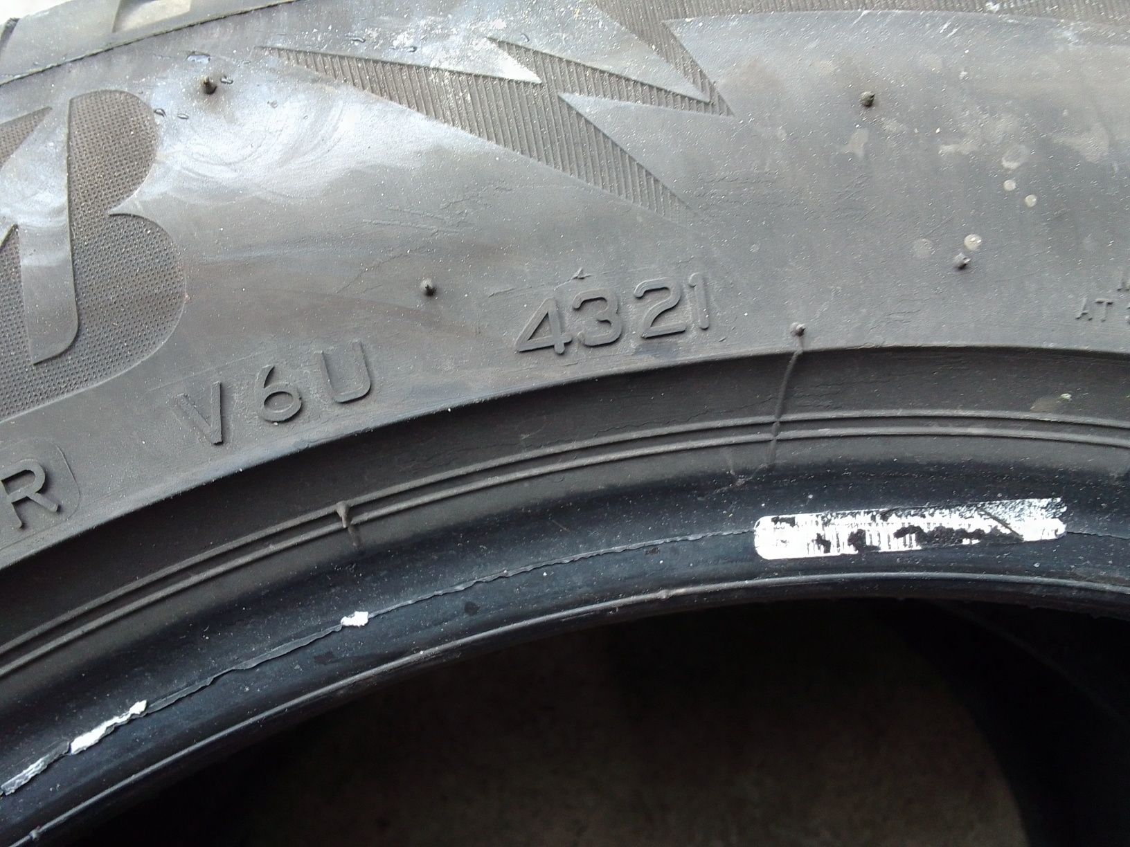 2 Opony zimowe 225/50r17 BRIDGESTONE 2021r