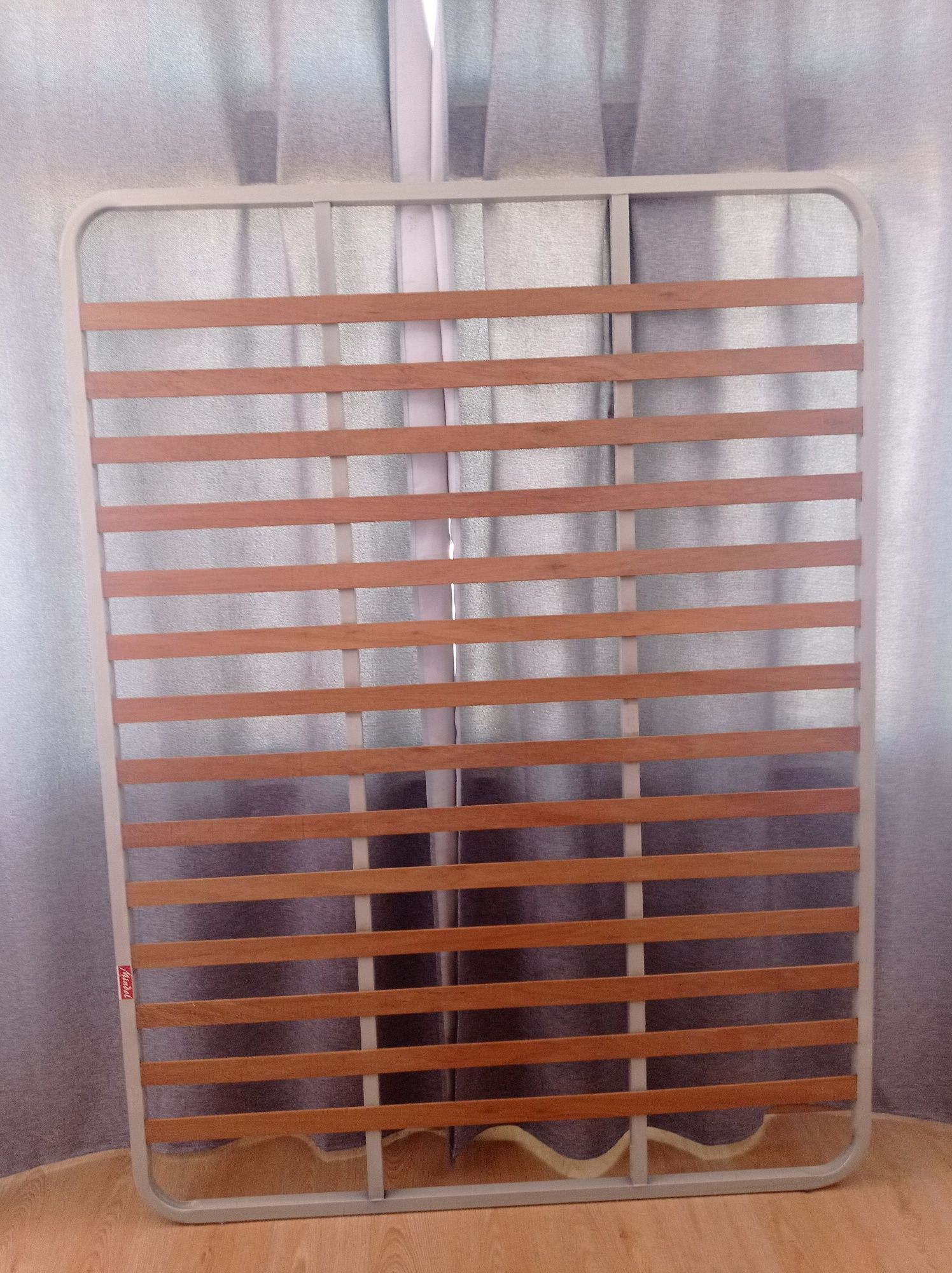 Estrado para cama