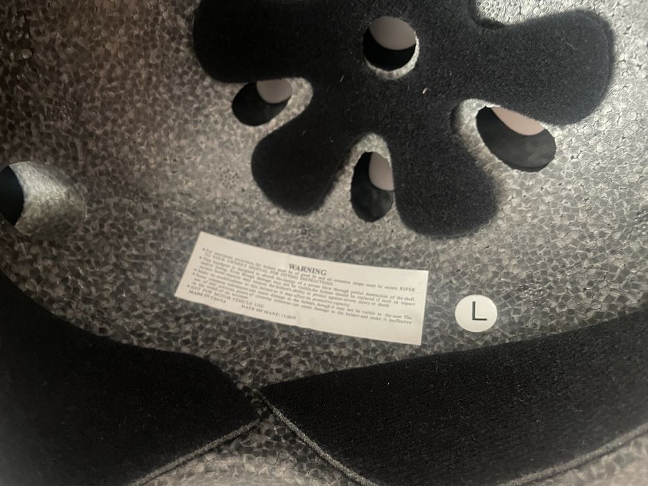 Capacete de bicicleta novo bird