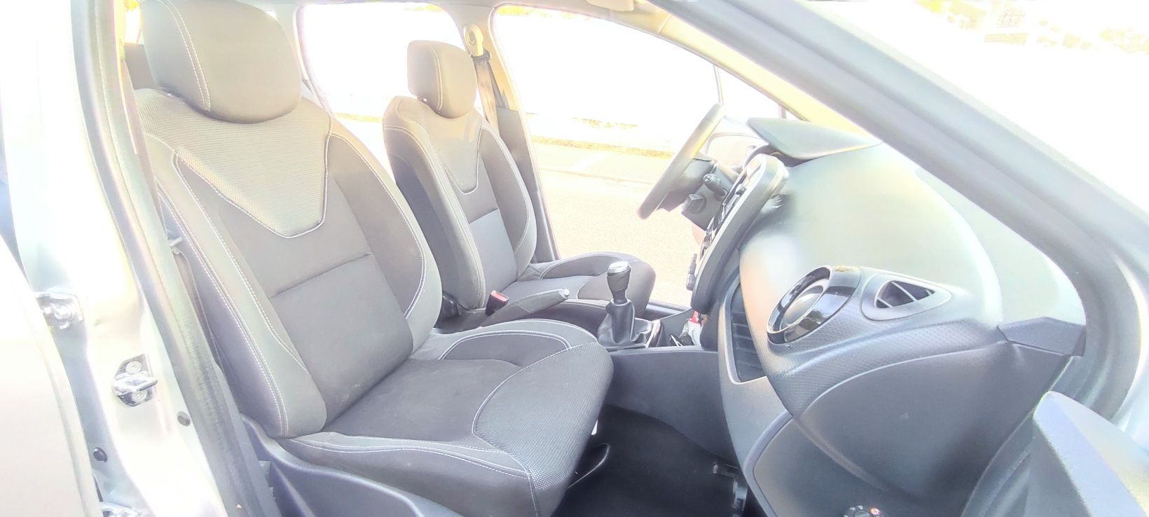Renault Clio 1.2 2018 c/iva Garantia 169€ Mês Troco