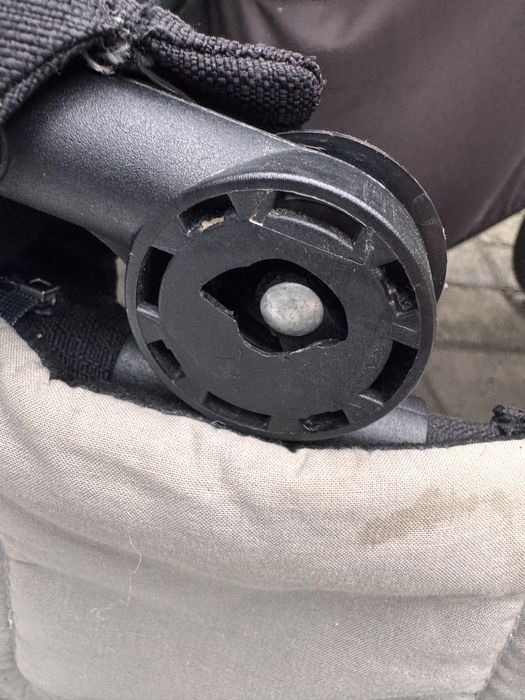 Продам коляску Roan Bass Next 2 в 1