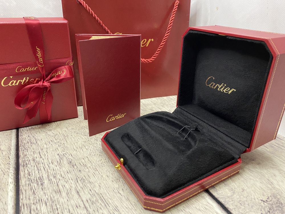 Фирменный коробок Cartier Love Картье для браслета Лав.