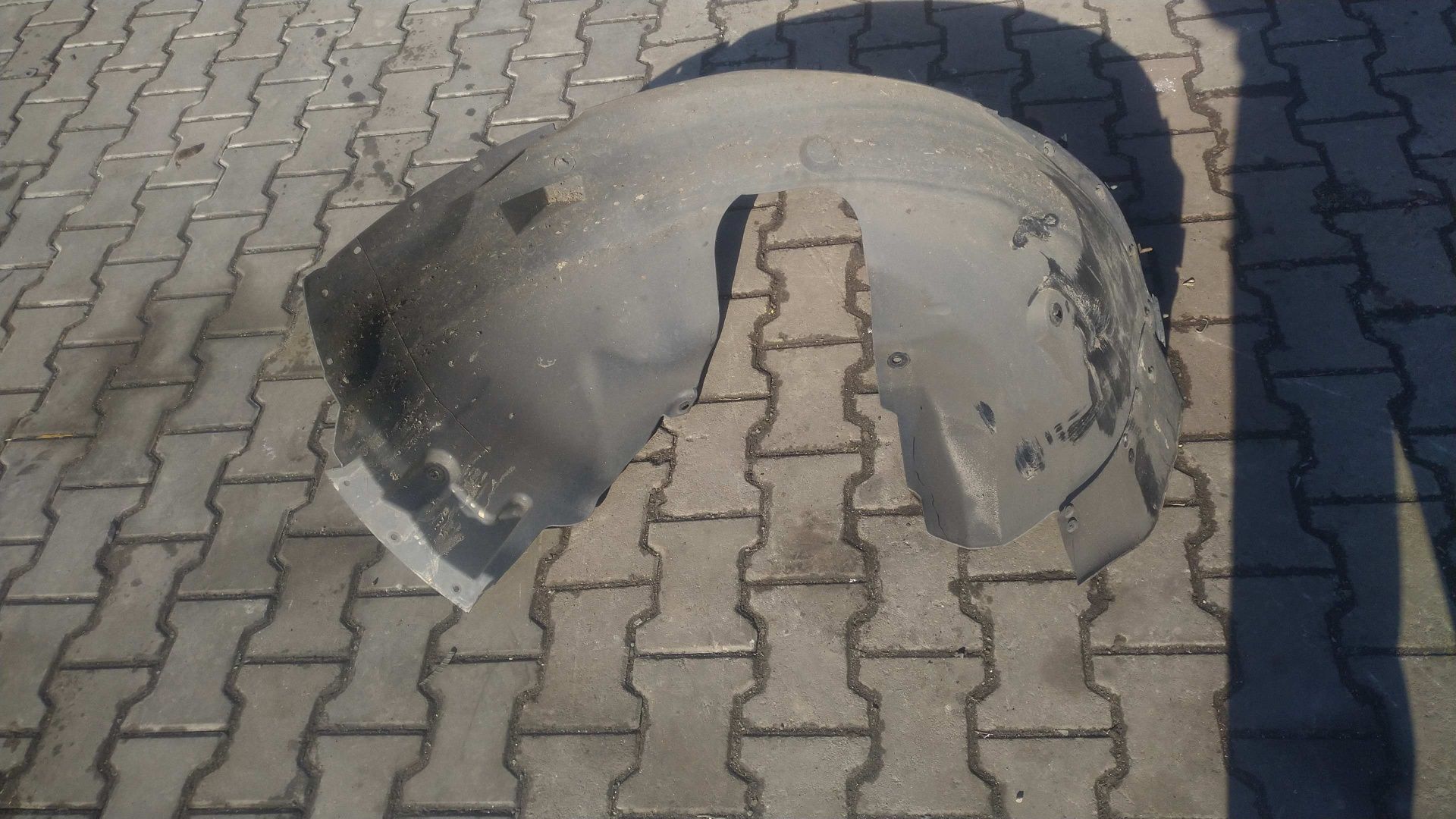 ) S-Max Mk2 nadkole przód prawy