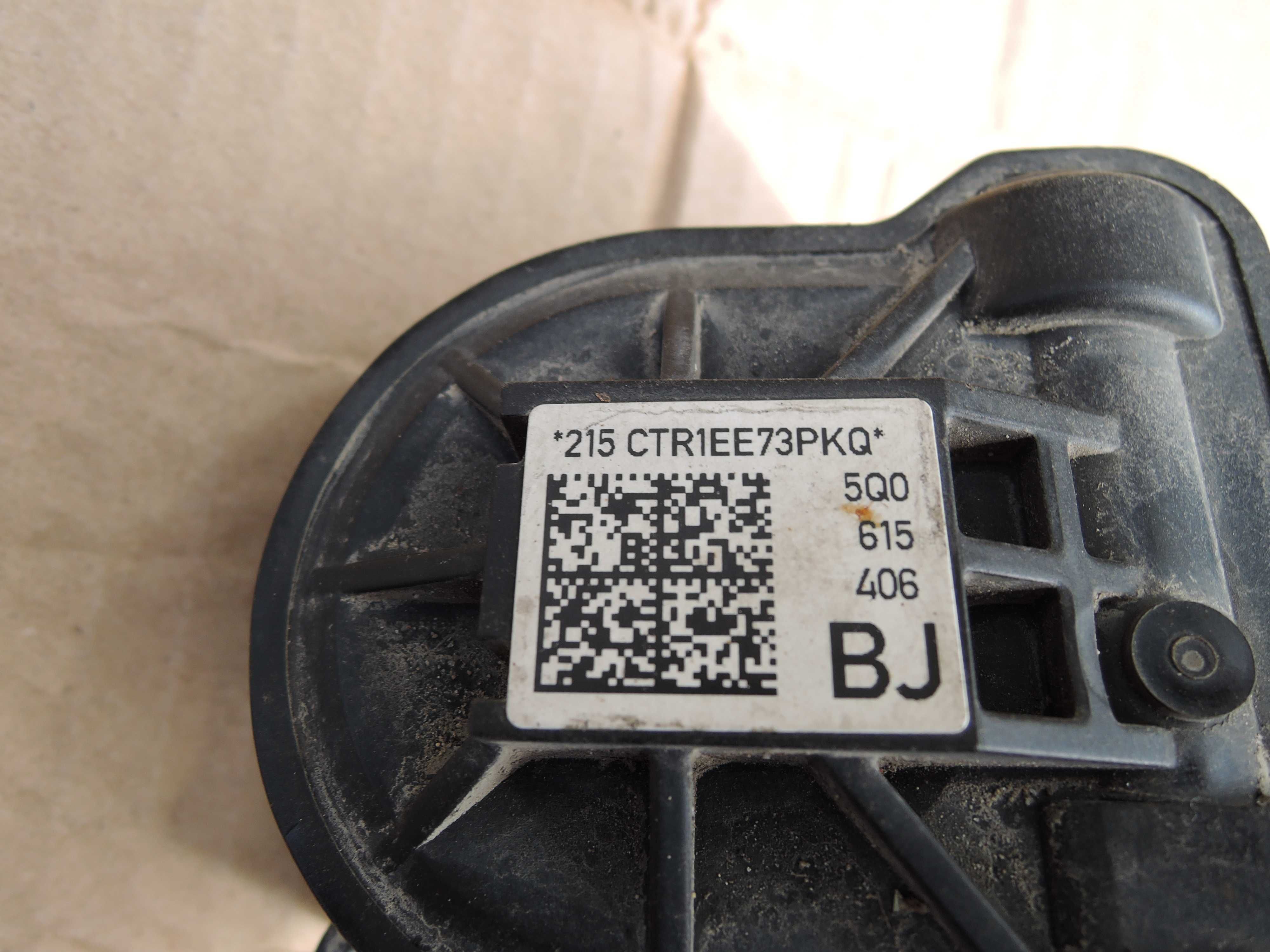 Silniczek zacisku hamulcowa Prawy tył AUDI SEAT SKODA 5Q0.615.406