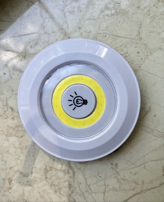 Светильник LED на батарейках