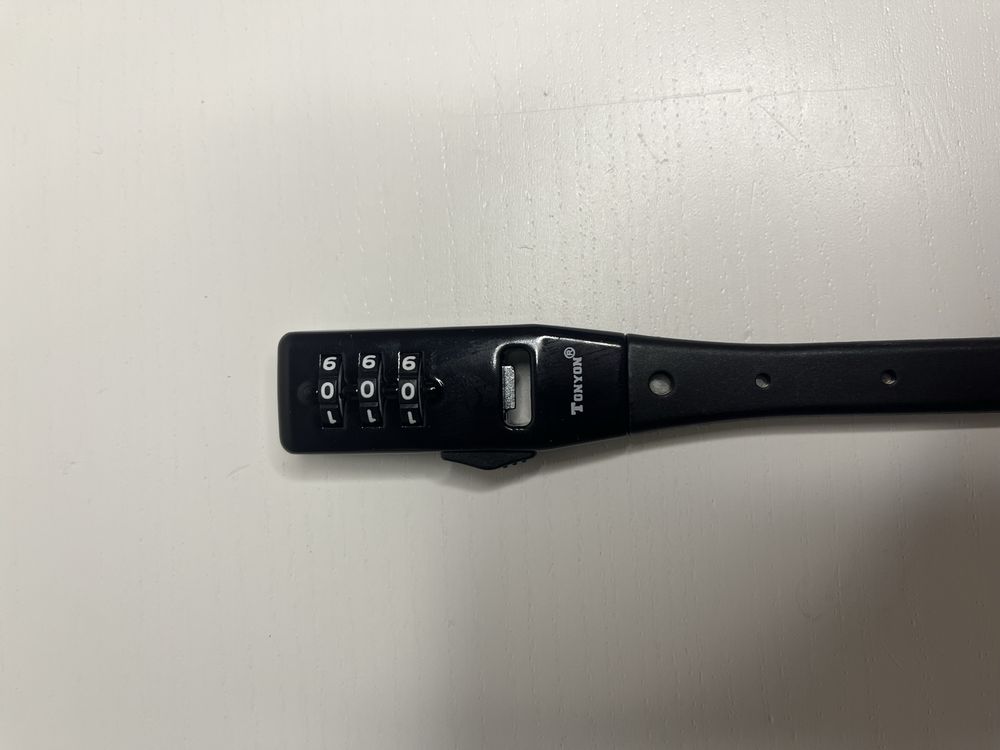 Zapiecie kajdankowe do hulajnogi czarne black lock
