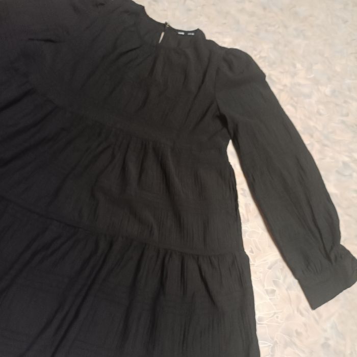 Продам чёрное лёгкое платье