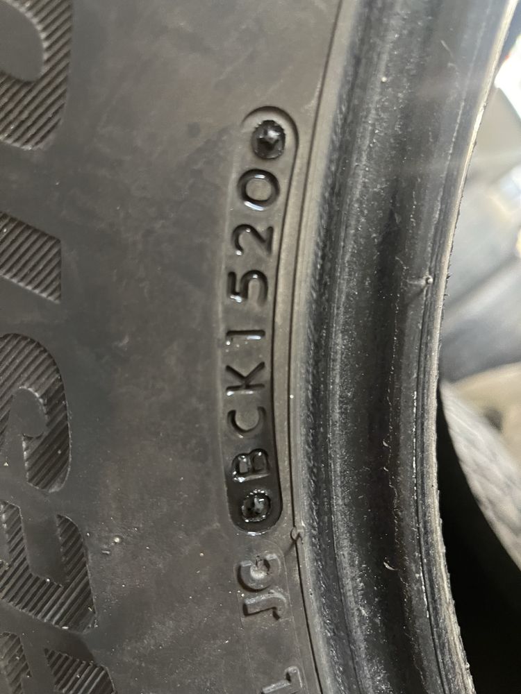 Комплект резини 255/60 R18