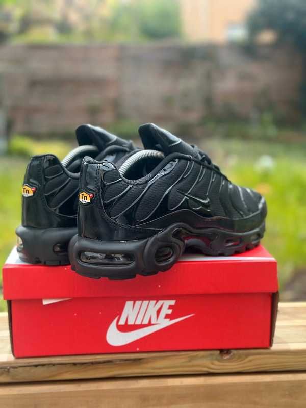 buty Nike_Air_Max_TN_Plus_Black trampki R.37.5