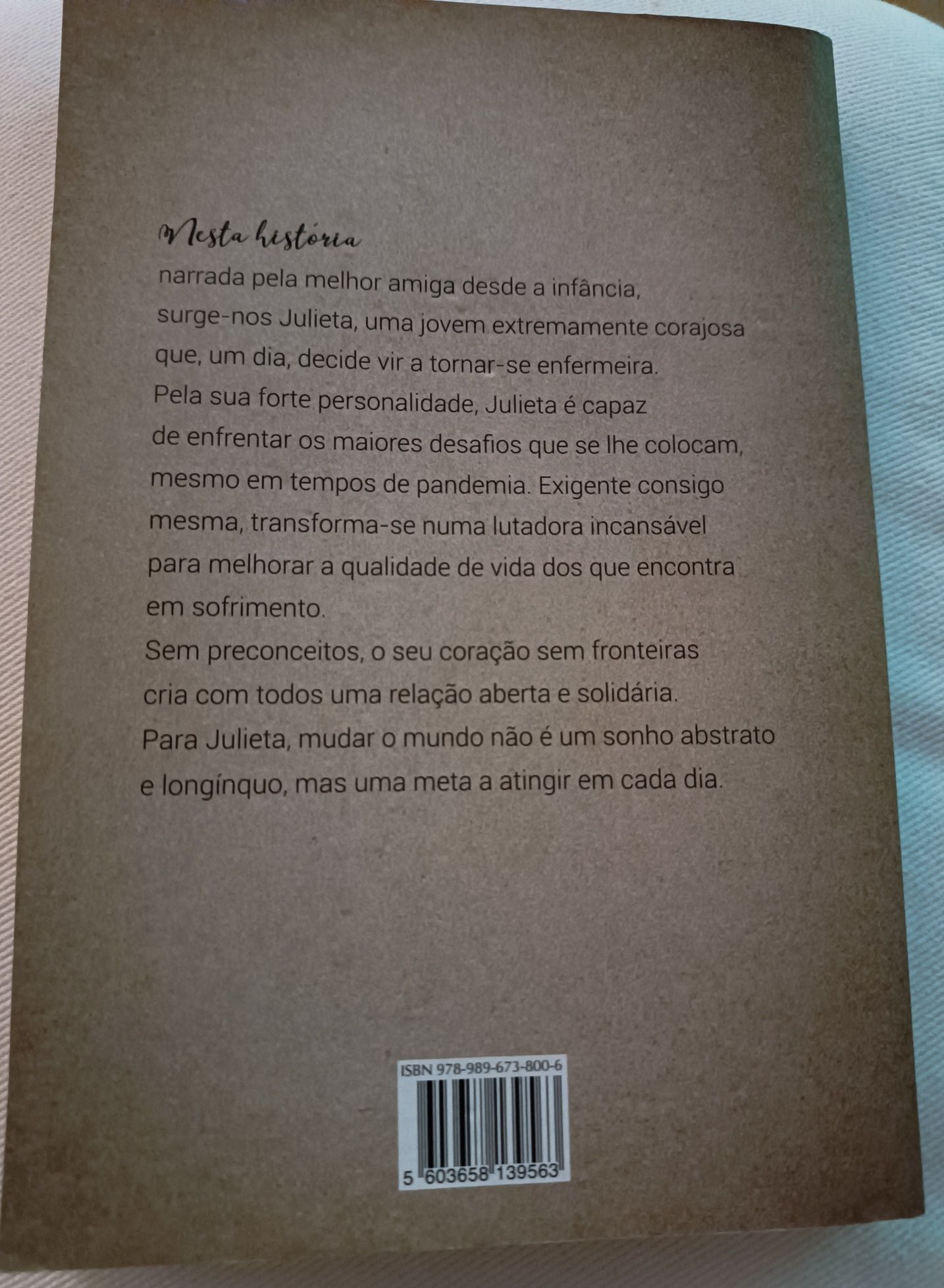 Livro, Julieta Salva salva Vidas