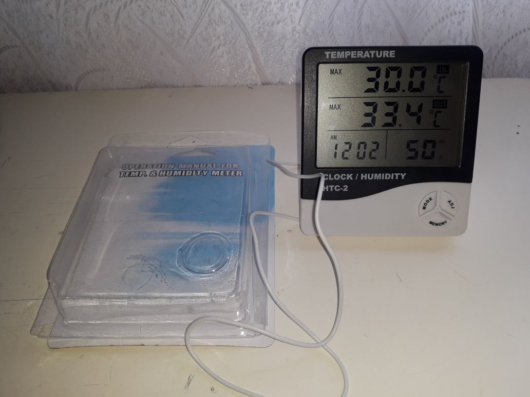 Термомер часы наружная и внутренняя температура