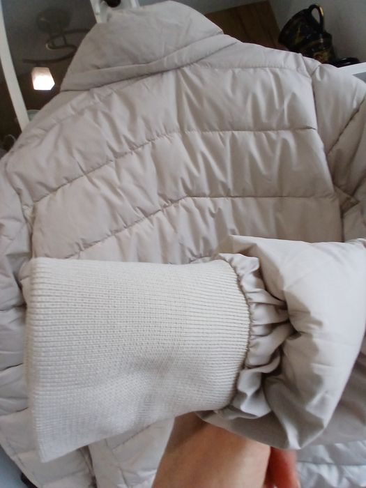 Куртка женская.Размер М.