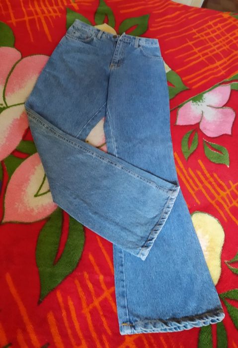 Женские Джинсы клешь Serena.