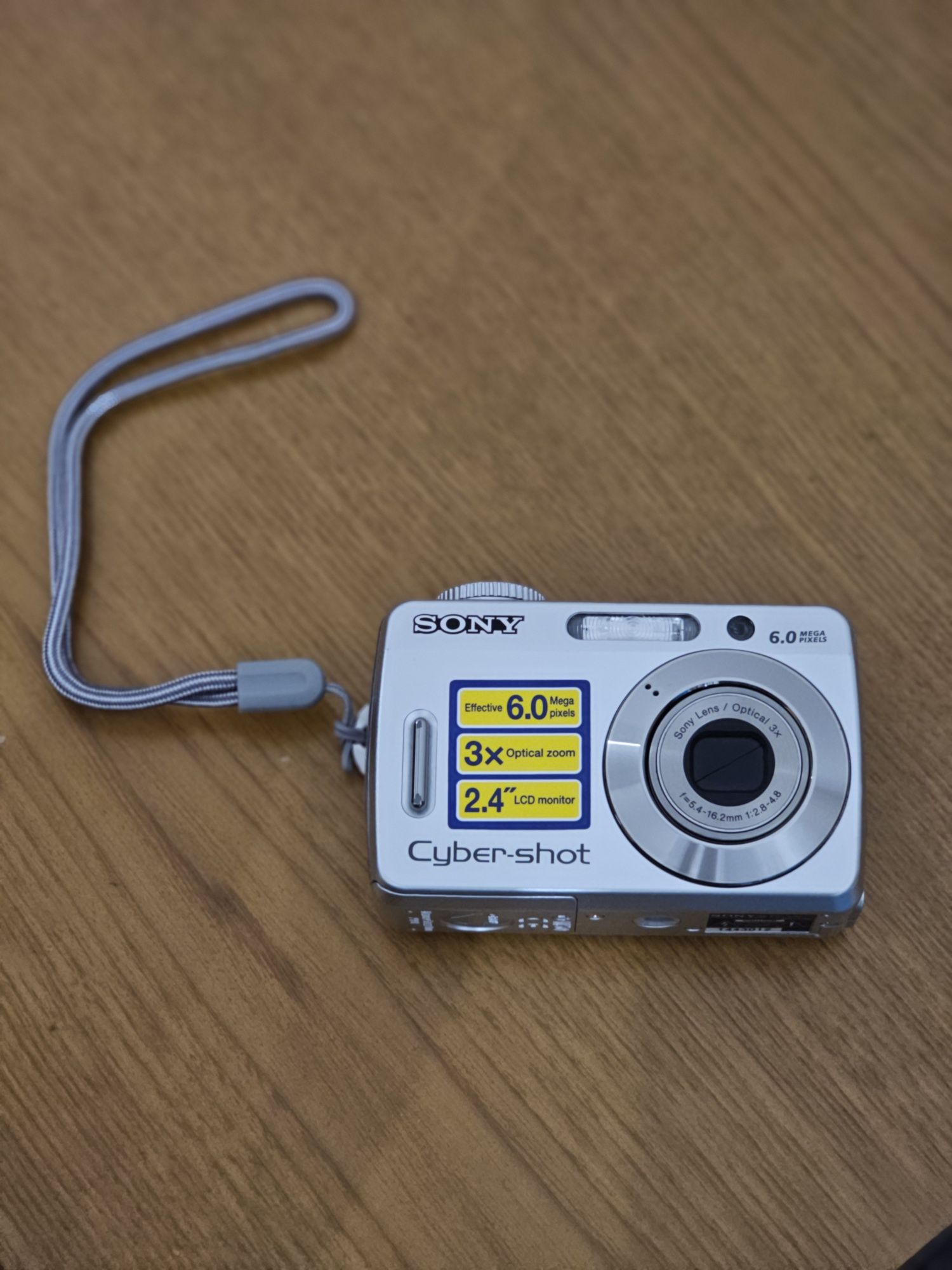 Sony Cyber-shot DSC-S500
