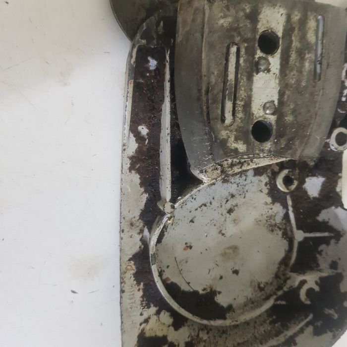 Oslona pokrywa dekiel sprzegla prowadnicy pila stihl 031 av i 032 av