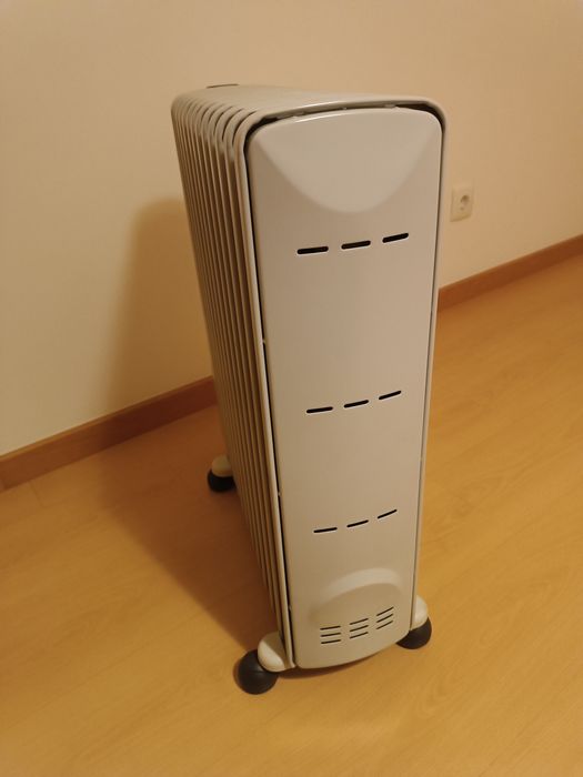 Aquecedor a óleo DeLonghi 12 elementos