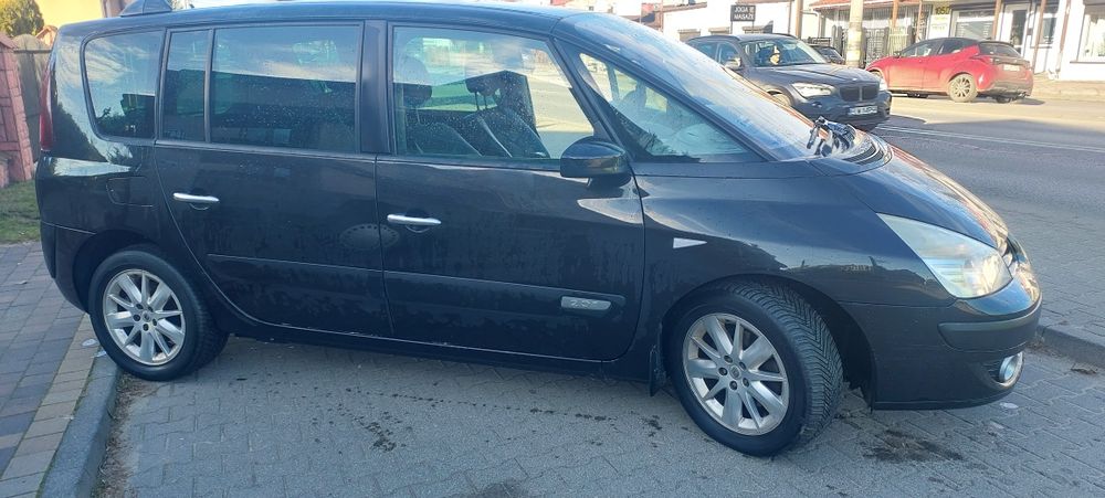 Renault Espace uszkodzony