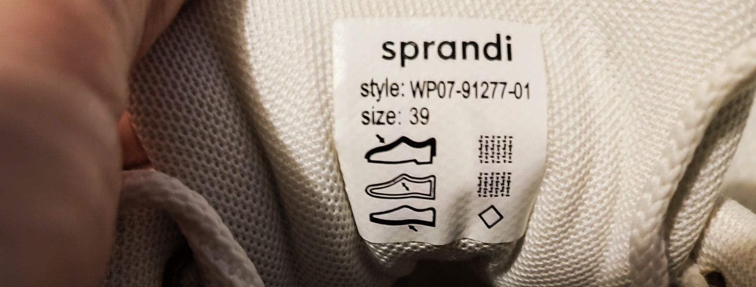 Sneakersy firmy Sprandi rozmiar 39