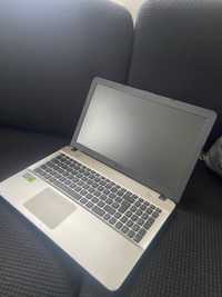 Sprzedan Laptop Asus-Wydajny i Wszechstronny,Idealny do Gier i Pracy