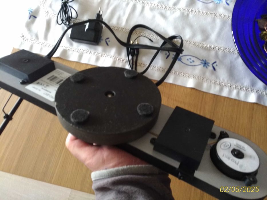 Pro-Ject Elemental - com cápsula mm ortofon om5e