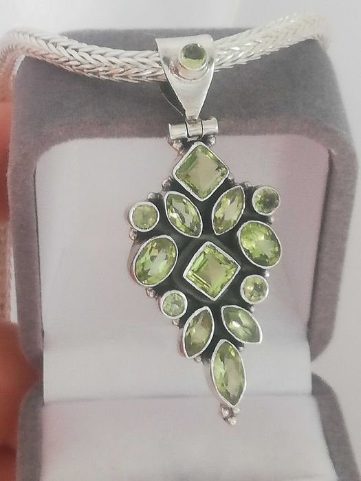 SREBRNY bajkowy wisiorek solidny, okazały. Z Peru. Dużo sre