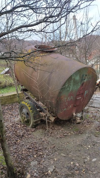 Бочка металева на колесах на 3т і 4т