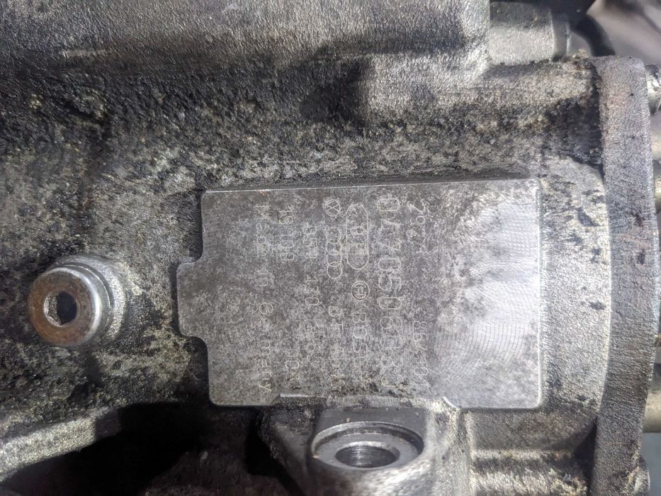 ТНВД Топливный насос Skoda Superb Audi A4 B6 A6 C5 2.5 TDI 059130106J