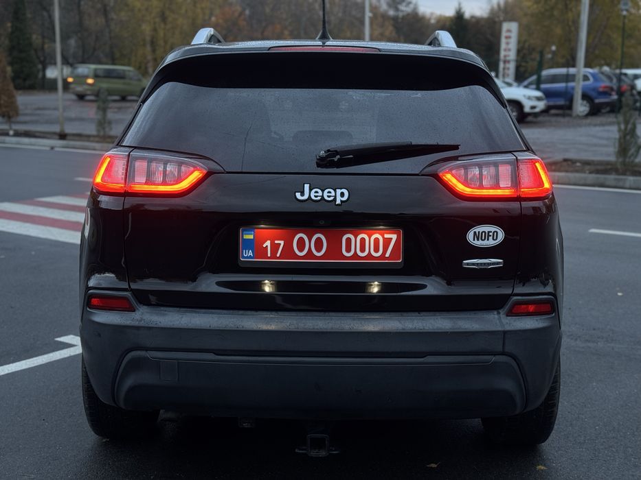 Продам Jeep Cherokee KL