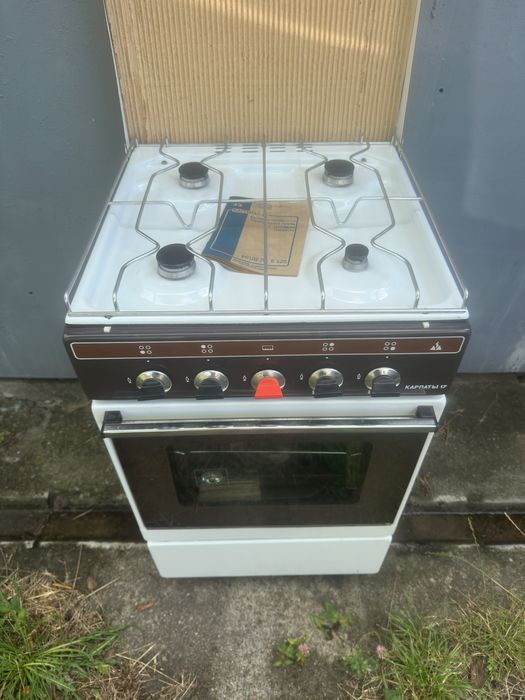 Продам нова газову плиту Карпати