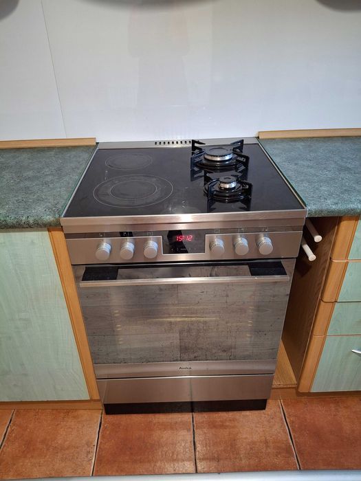 Zabudowa kuchenna +sprzęt AGD