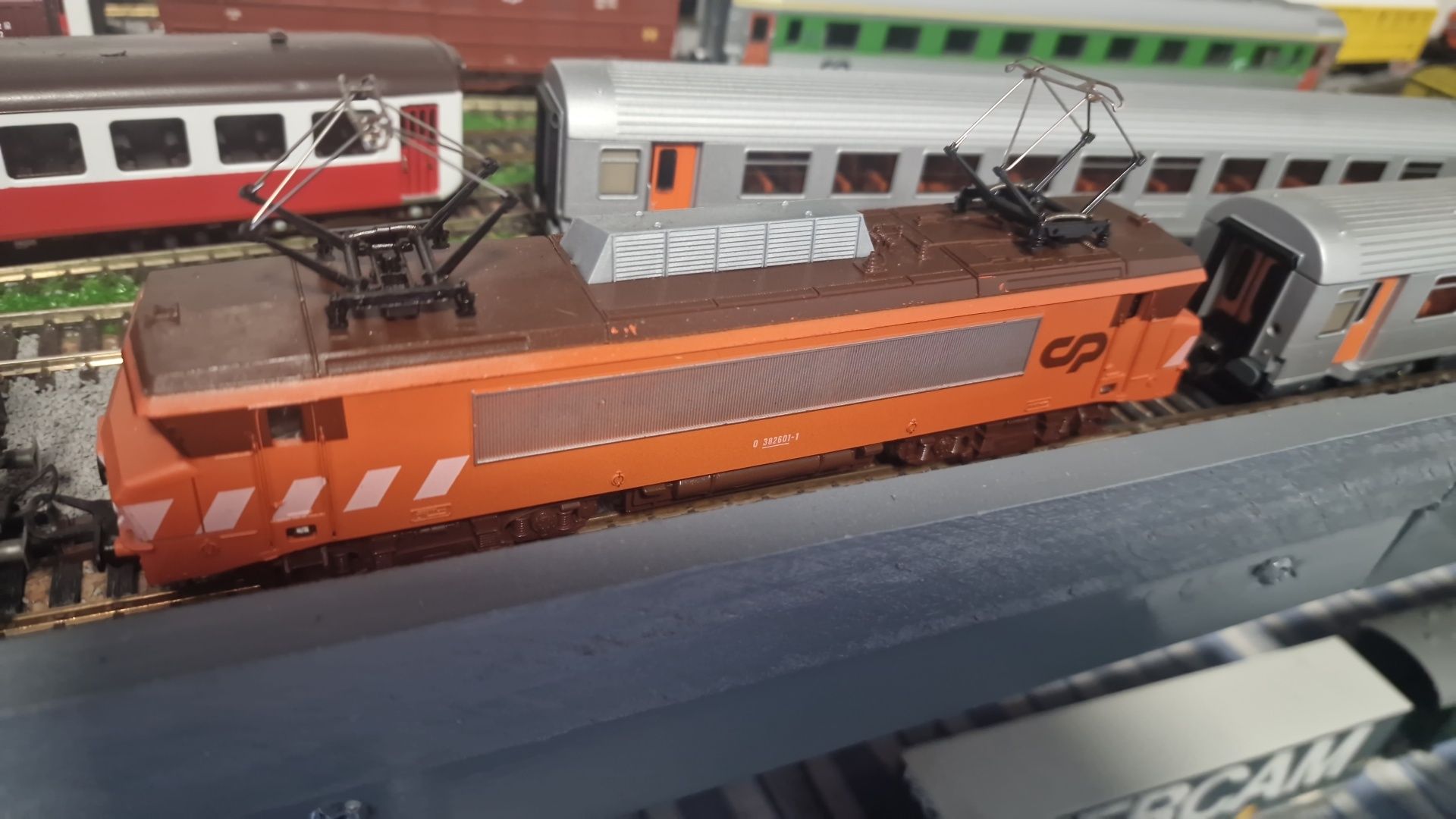 Comboios novos raros h0 preços  telefone