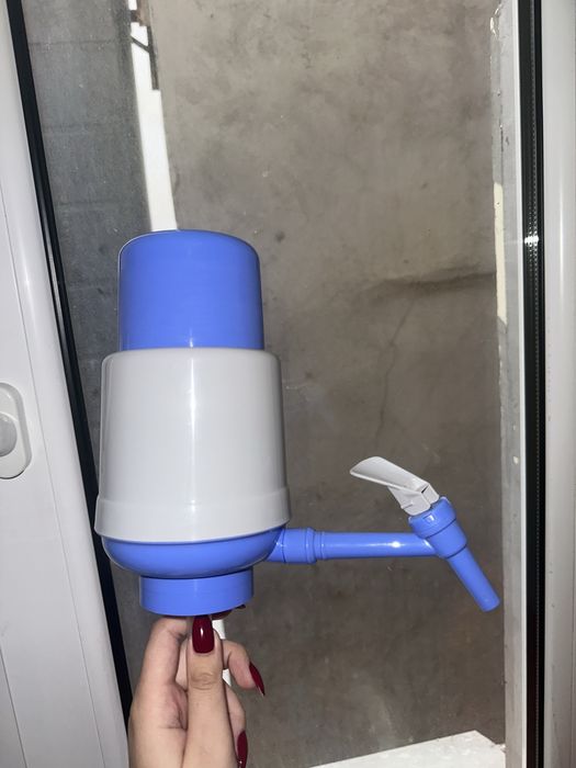 Помпа механическая съемная Lilu Econom Plus Ручной насос для воды