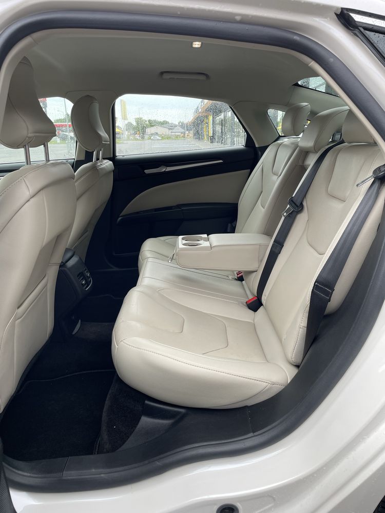 Ford FUSION Tittanium AWD 2.0 EcoBoost 4x4 2018 Biala Perła 86 tys km