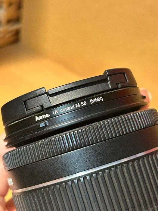 canon 700D com duas objectivas e quatro baterias