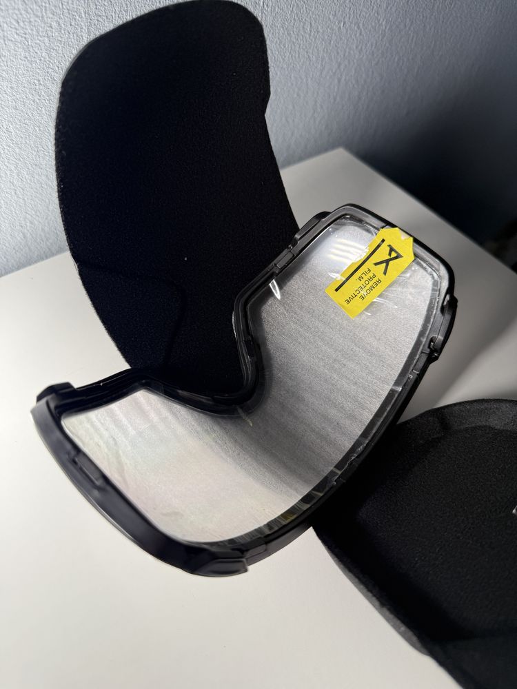 Anon M4 Lens Toric - Clear (85% / S0)