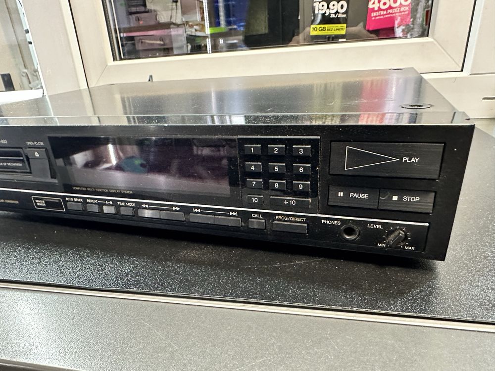 Odtwarzacz CD Denon DCD-900, lata 90te, 100% sprawny