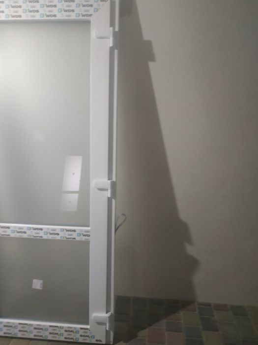 Металопластикові двері WDS