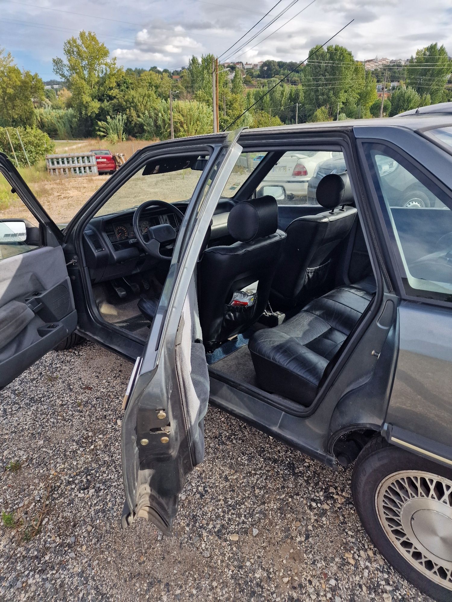 Renault 21 TSE cinza