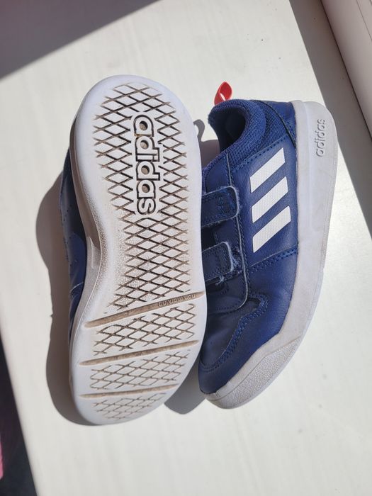 Кросівки на липучках шкіряні Adidas UK13,5 (US1), EUR32 - 21 см
