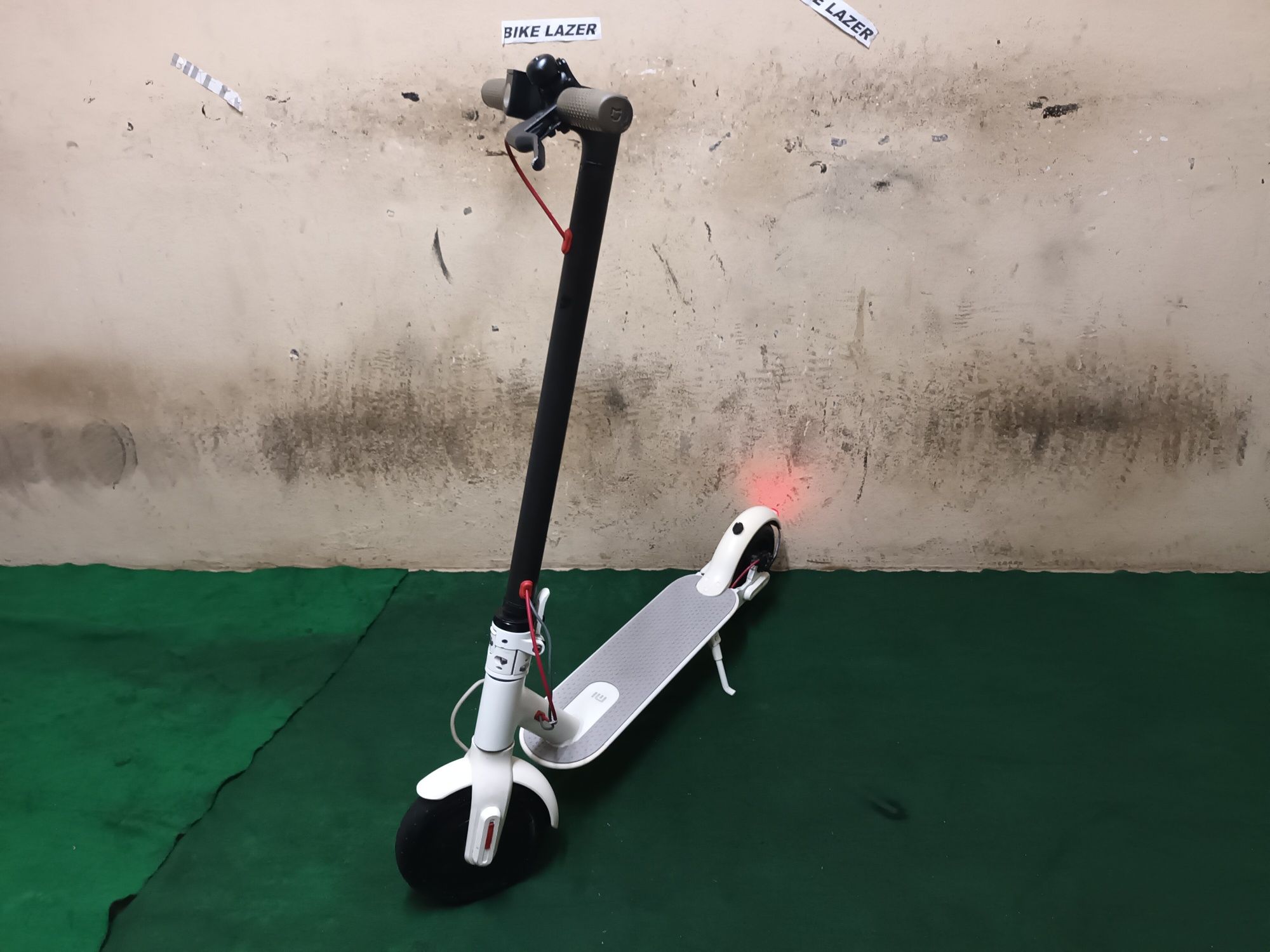 Trotinete Elétrica Dobrável Xiaomi Como Nova Barata