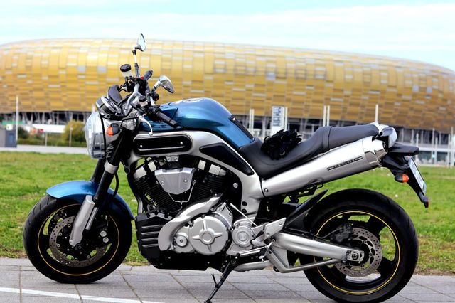 Motocykl Yamaha MT-01