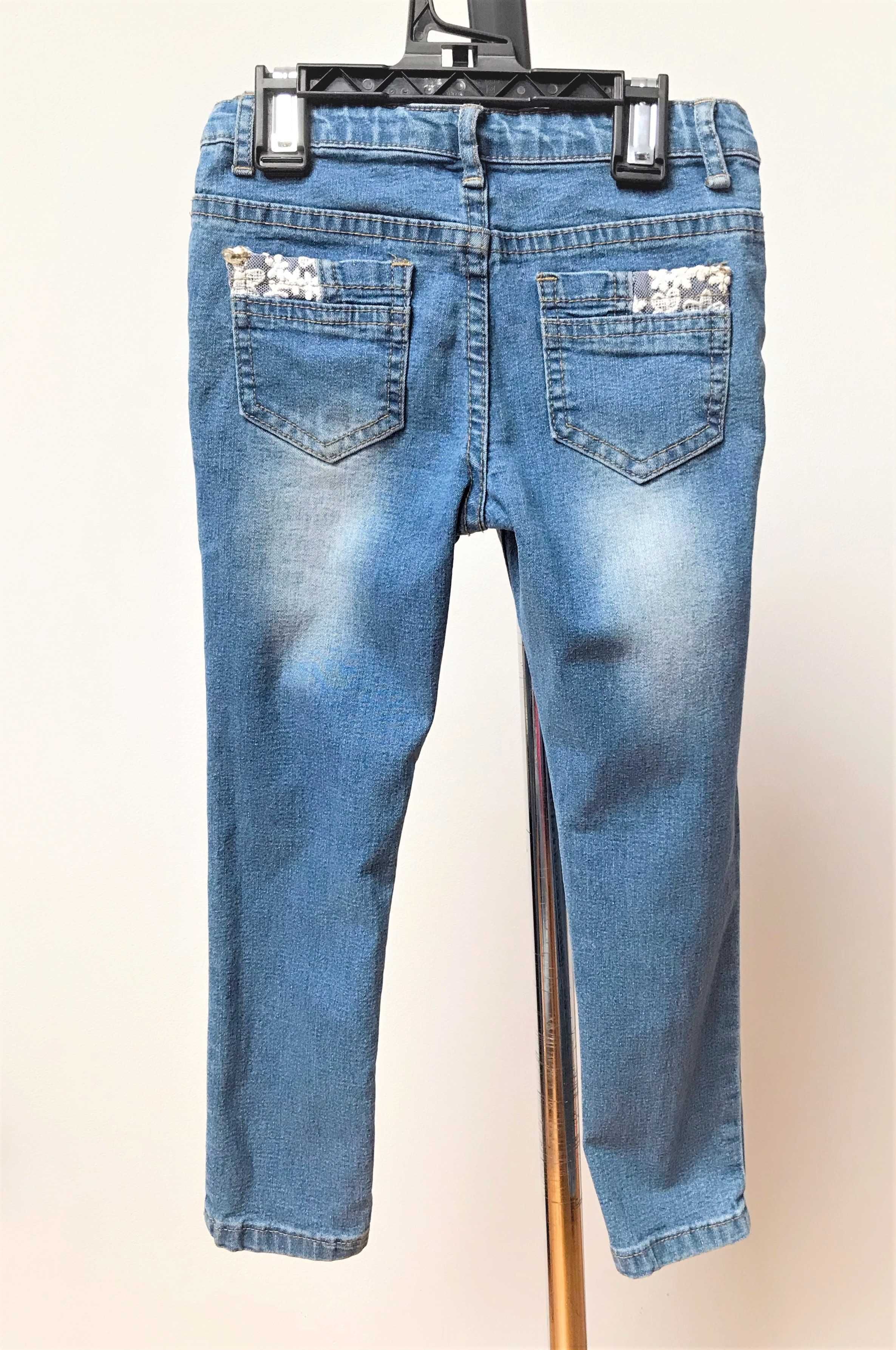 Denim Co - jeansy rurki z koronką r. 4-5lat