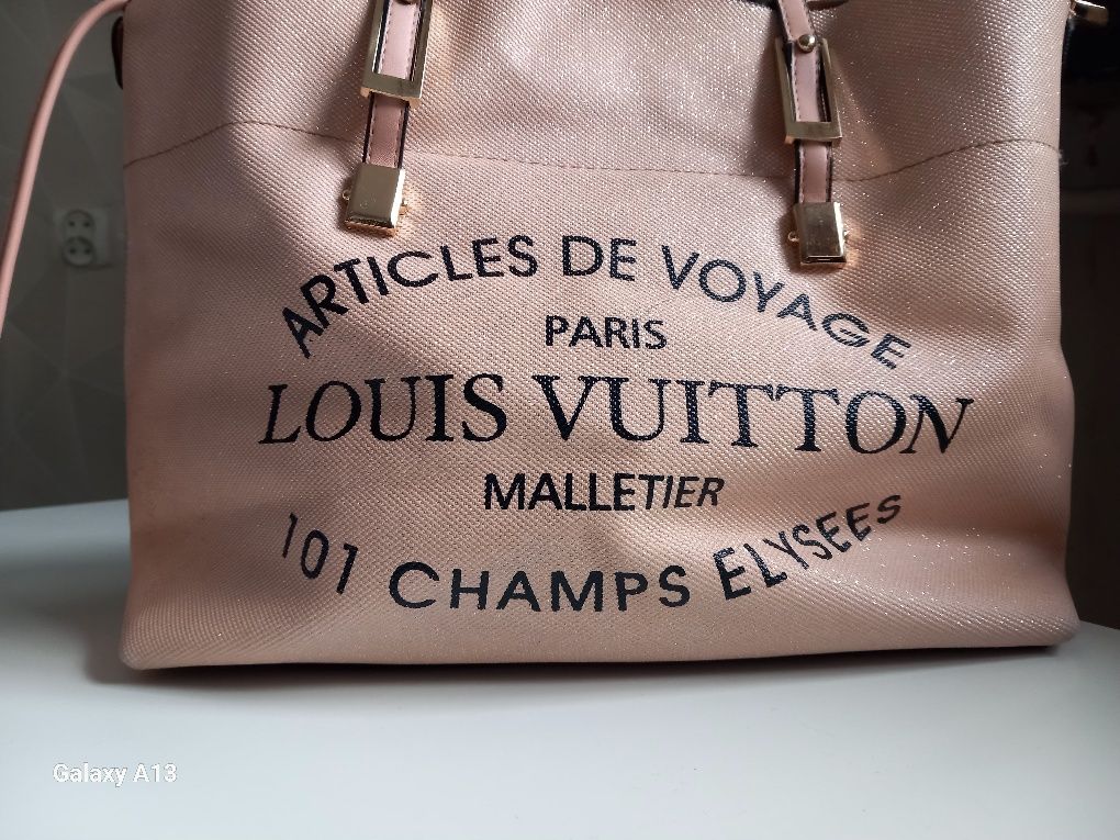 Louis vuitton malletier 101  champs elysees