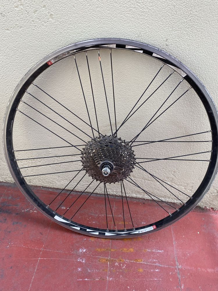 Vendo par de rodas 26  mx com cubos shimano de disco / vbrake