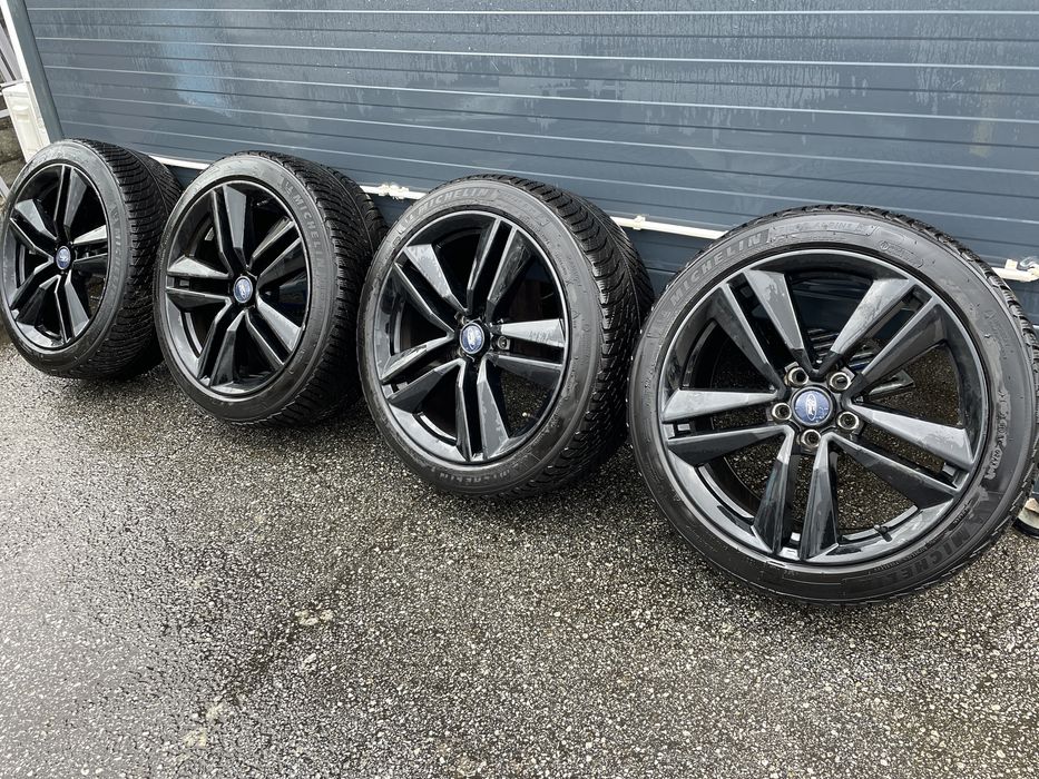 Ford Mustang jogo de jantes 255/40-19