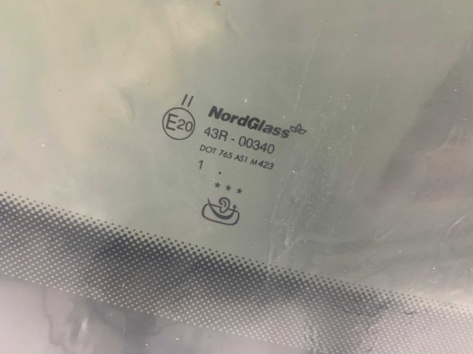 Renault Captur (2019-) вітрове скло